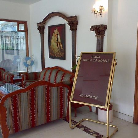 Hotel Diana Palace Jaipur Ngoại thất bức ảnh